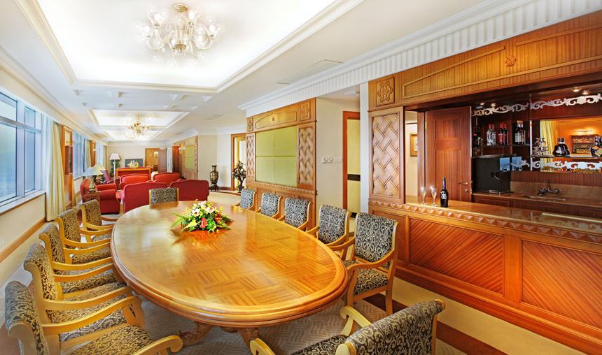 Golden Crown China Hotel Taipa  Exterior photo